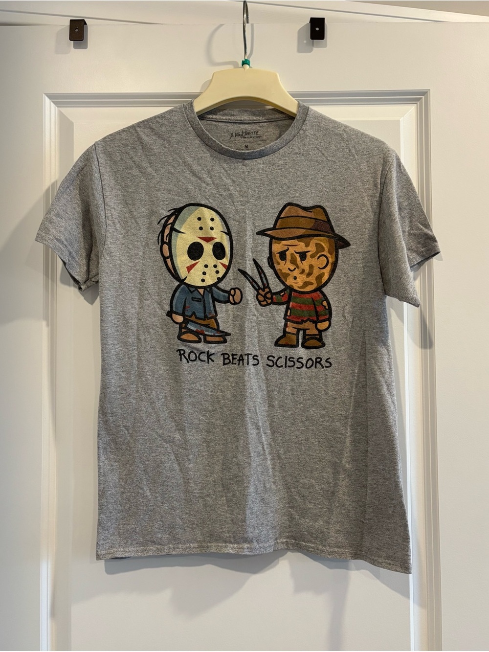 Grey Freddy vs Jason tee, rock, paper, scissors Men’s Size M